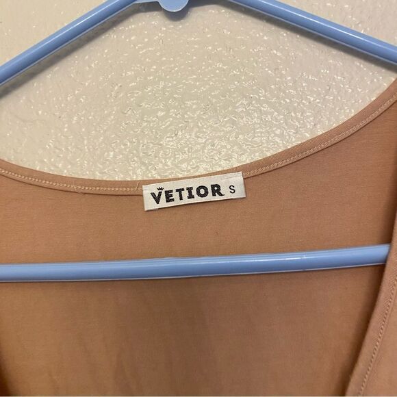 VETIOR Solid tan beige 100% modal Short Sleeve wrap front Crop Top Shirt Small - Picture 9 of 9